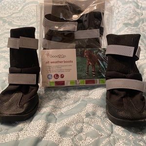 Good2GO Black All-Weather Dog Boots, XL. 1 set NIP, 1 set gently used